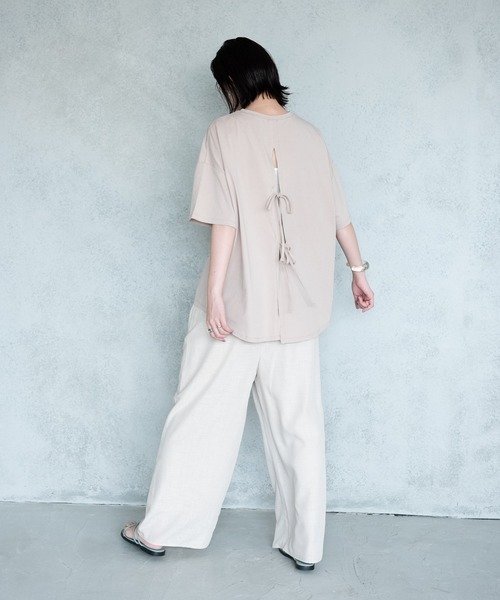 Aunt Marie's(アントマリーズ)の「バックスリットシルケットTシャツ【AUNT MARIE'S 】(Tシャツ/カットソー・レディース・ホワイト/ブラック/ベージュ/ライトグリーン・FREE)」の7枚目の写真