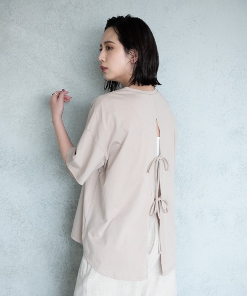 Aunt Marie's(アントマリーズ)の「バックスリットシルケットTシャツ【AUNT MARIE'S 】(Tシャツ/カットソー・レディース・ホワイト/ブラック/ベージュ/ライトグリーン・FREE)」の12枚目の写真