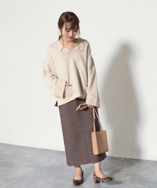 Cheek(チーク)の「裏毛ビッグサイズフーディー(パーカー・レディース・モカ/ベージュ/カーキ・MEDIUM)」の14枚目の写真