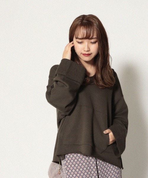 Cheek(チーク)の「裏毛ビッグサイズフーディー(パーカー・レディース・モカ/ベージュ/カーキ・MEDIUM)」の22枚目の写真