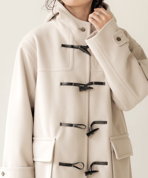 Bab（バブ）の「【WEB限定】ロングフーディーダッフルコート（ダッフルコート・レディース・ブラック/ベージュ/アイボリー・38）」の9枚目の写真