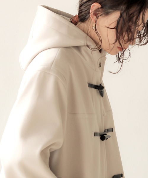 Bab（バブ）の「【WEB限定】ロングフーディーダッフルコート（ダッフルコート・レディース・ブラック/ベージュ/アイボリー・38）」の10枚目の写真