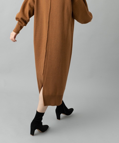 prose verse(プロズヴェール)の「バックスリットニットワンピ(ワンピース・レディース・キャメル/グレー/グリーン/ブラック・フリ-)」の7枚目の写真