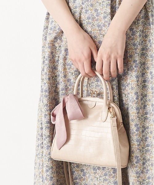 OLIVE des OLIVE（オリーブデオリーブ）の「スカーフ付きガマ口ショルダー（ショルダーバッグ・レディース・ゴールド/ライトブラウン/ベージュ系その他・FREE）」の11枚目の写真