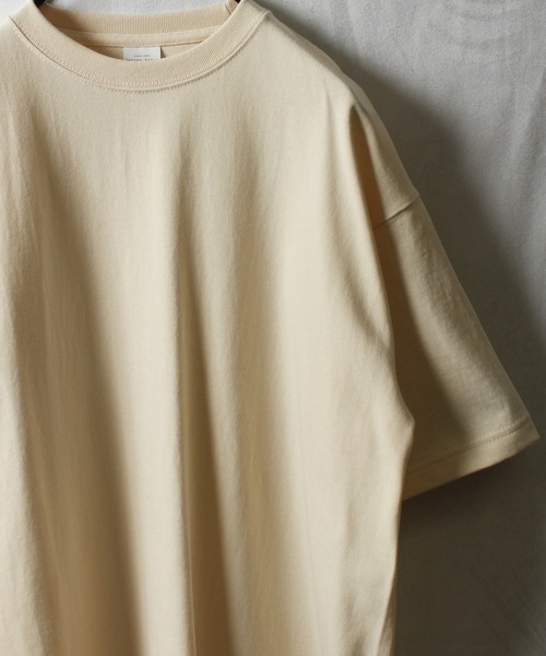 United Athle（ユナイテッドアスレ）の「【UNITED ATHLE】ユナイテッドアスレ 9.1オンス マグナムウェイト ビッグシルエットＴシャツ 4411（Tシャツ/カットソー・メンズ・ホワイト/ブラック/ベージュ/ブルー/ナチュラル/スミクロ/ネイビー/スモークグレー・M/XL/L）」の6枚目の写真