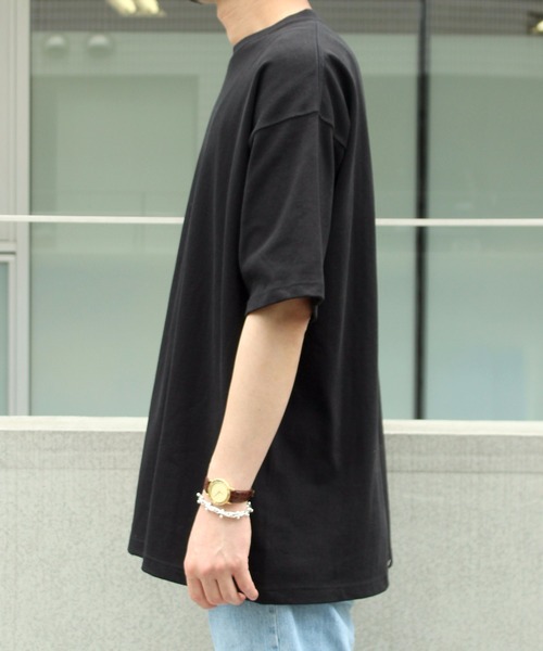 United Athle（ユナイテッドアスレ）の「【UNITED ATHLE】ユナイテッドアスレ 9.1オンス マグナムウェイト ビッグシルエットＴシャツ 4411（Tシャツ/カットソー・メンズ・ホワイト/ブラック/ベージュ/ブルー/ナチュラル/スミクロ/ネイビー/スモークグレー・M/XL/L）」の9枚目の写真