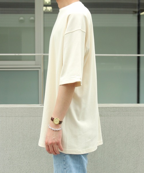 United Athle（ユナイテッドアスレ）の「【UNITED ATHLE】ユナイテッドアスレ 9.1オンス マグナムウェイト ビッグシルエットＴシャツ 4411（Tシャツ/カットソー・メンズ・ホワイト/ブラック/ベージュ/ブルー/ナチュラル/スミクロ/ネイビー/スモークグレー・M/XL/L）」の19枚目の写真