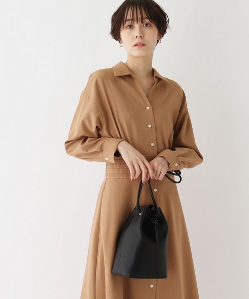 OPAQUE.CLIP(オペークドットクリップ)の「◆シュリンククルミハトメ巾着バッグ【軽量】(ショルダーバッグ・レディース・ブラック/オフホワイト/ベージュ/レンガ・00)」の15枚目の写真