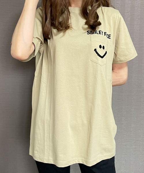 GGD（ジージーディー）の「SMILEYFACE カラフル タイダイ クルーネック 半袖Tシャツ COOL&DRY（Tシャツ/カットソー・レディース・ホワイト系その他/ネイビー系/ホワイト/ブラック系その他/グリーン/ブラック/ネイビー系1/グリーン系その他/ブラック系その他3/ピンク/ホワイト系その他3/ベージュ・M/LL/L）」の8枚目の写真