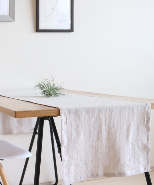 Jubilee（ジュビリー）の「洗いざらし 天然麻 100% ストーンウォッシュ 吸水速乾 テーブルランナー（ランチョンマット/テーブルウェア・レディース・キャメル/マスタード/レッド/ナチュラル/ブラック/バーガンディー/カーキ/グレー/グレイッシュベージュ/ネイビー/ローズ/ホワイト/スカイブルー/ブラウン/ブルー・FREE）」の18枚目の写真