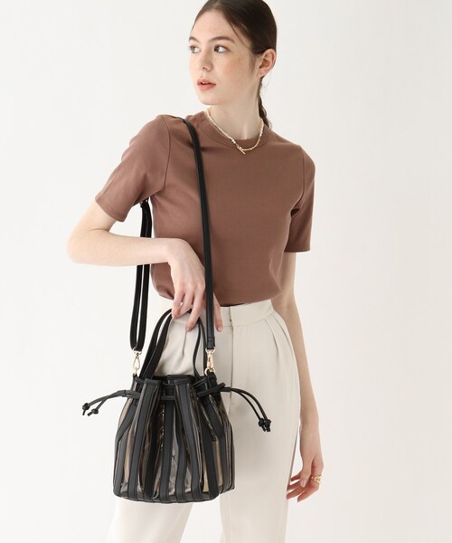 AG by aquagirl（エージーバイアクアガール）の「◆PVCストライプ巾着ショルダー（ショルダーバッグ・レディース・ブラック/グレー/ライトグリーン・00）」の16枚目の写真