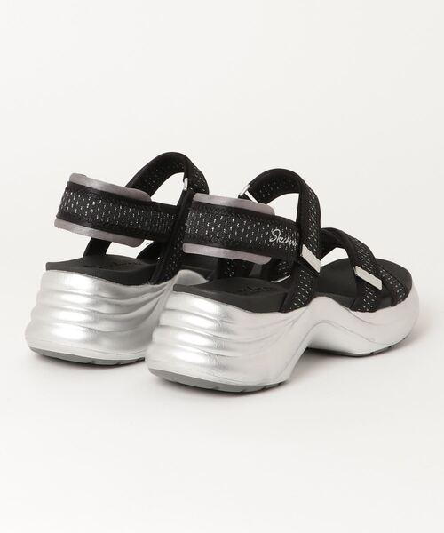 SKECHERS（スケッチャーズ）の「SKECHERS/スケッチャーズ SOLEI ST- MOOD SHINER スポーツサンダル 119100（サンダル・レディース・ホワイト/ブラック×ホワイト・24.0cm/23.0cm）」の3枚目の写真