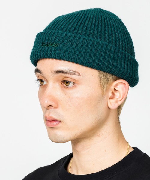XLARGE（エクストララージ）の「LOGO SHORT LENGTH BEANIE（キャップ・メンズ・ブラック/ネイビー/ブラウン/グリーン・ONE SIZE）」の4枚目の写真