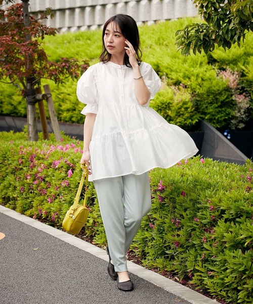 VIS（ビス）の「【前後2WAY】ティアードシアーチュニックブラウス（シャツ/ブラウス・レディース・ホワイト/ブラック/ダークブラウン/モスグリーン・FREE）」の17枚目の写真