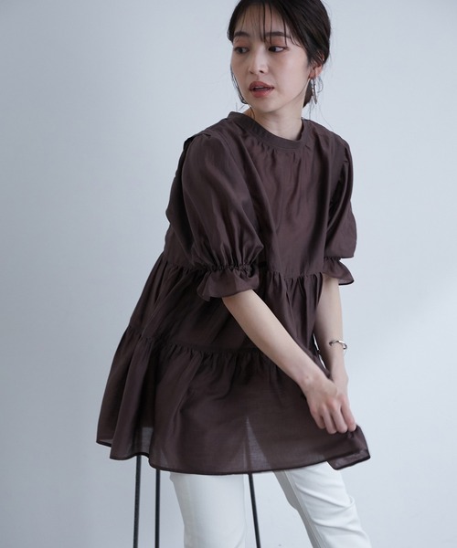 VIS（ビス）の「【前後2WAY】ティアードシアーチュニックブラウス（シャツ/ブラウス・レディース・ホワイト/ブラック/ダークブラウン/モスグリーン・FREE）」の16枚目の写真