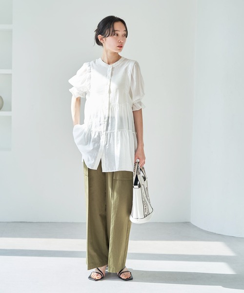 VIS（ビス）の「【前後2WAY】ティアードシアーチュニックブラウス（シャツ/ブラウス・レディース・ホワイト/ブラック/ダークブラウン/モスグリーン・FREE）」の9枚目の写真