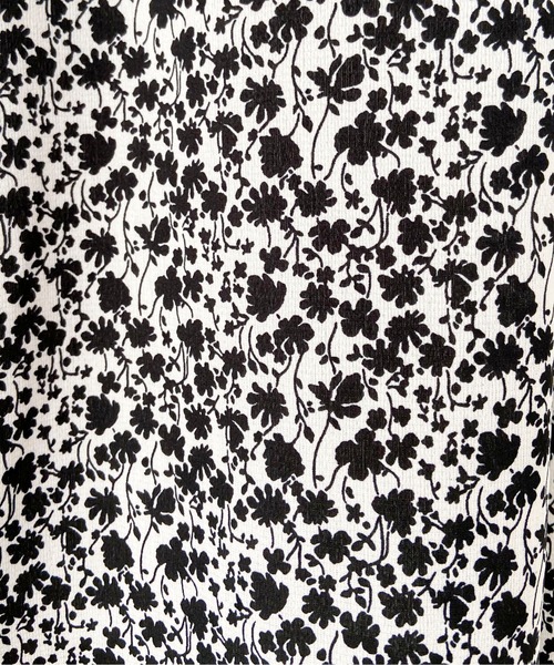 EPIMI E'PIMMY（エピミエピミー）の「小花柄アソートフレアスカート（スカート・レディース・オフホワイト/ブラック/サックスブルー/シルバーグレー・MEDIUM）」の17枚目の写真