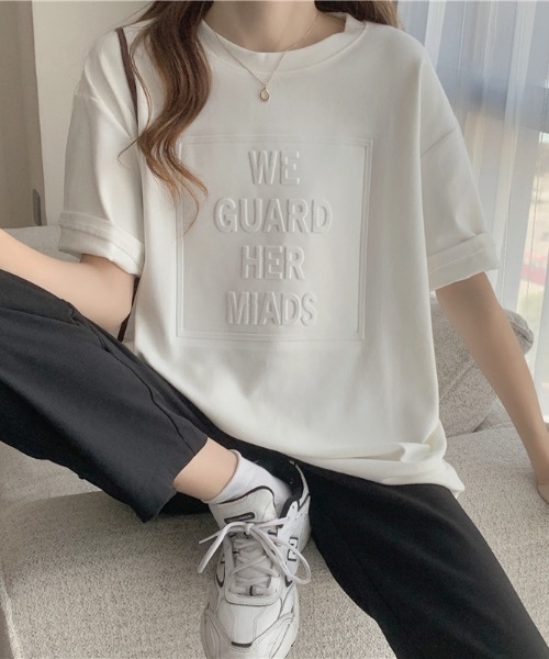 aimoha（アイモハ）の「3DロゴＴシャツ（Tシャツ/カットソー・レディース・ダークグレー/ホワイト/ネイビー/ブラック/キャメル・X-LARGE/LARGE/MEDIUM）」の2枚目の写真