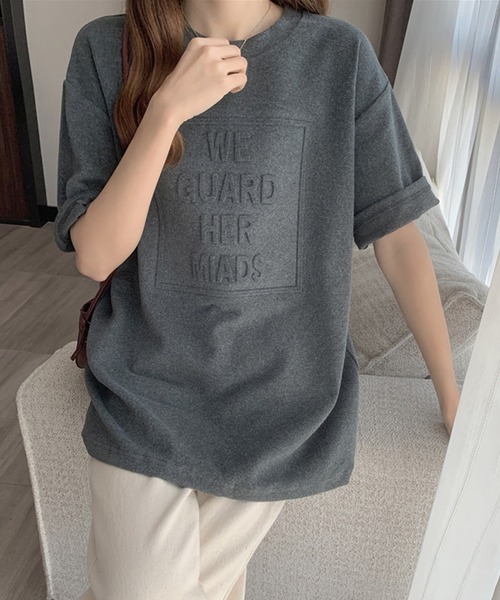 aimoha（アイモハ）の「3DロゴＴシャツ（Tシャツ/カットソー・レディース・ダークグレー/ホワイト/ネイビー/ブラック/キャメル・X-LARGE/LARGE/MEDIUM）」の4枚目の写真