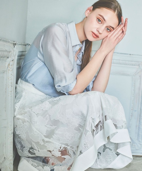 Fabulous Angela(ファビュラスアンジェラ)の「フラワーオパールシアースカート(スカート・レディース・ホワイト/ベージュ/カーキ・FREE)」の8枚目の写真