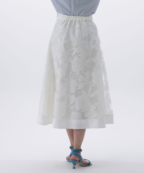 Fabulous Angela(ファビュラスアンジェラ)の「フラワーオパールシアースカート(スカート・レディース・ホワイト/ベージュ/カーキ・FREE)」の11枚目の写真