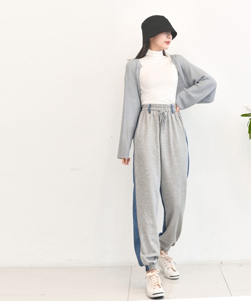 me+em select（ミームセレクト）の「デニム配色スウェットジョガーパンツ（スウェットパンツ・レディース・グレー/アイボリー・FREE）」の12枚目の写真