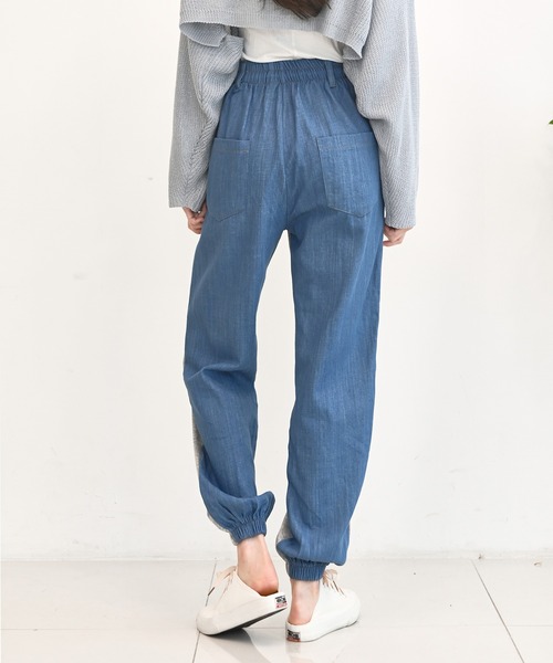 me+em select（ミームセレクト）の「デニム配色スウェットジョガーパンツ（スウェットパンツ・レディース・グレー/アイボリー・FREE）」の8枚目の写真