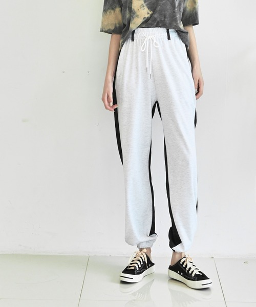me+em select（ミームセレクト）の「デニム配色スウェットジョガーパンツ（スウェットパンツ・レディース・グレー/アイボリー・FREE）」の18枚目の写真