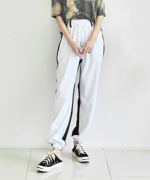me+em select（ミームセレクト）の「デニム配色スウェットジョガーパンツ（スウェットパンツ・レディース・グレー/アイボリー・FREE）」の19枚目の写真