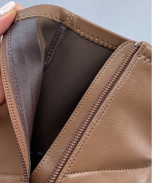 EVOL（イーボル）の「ソフトフェイクレザーショートブーツ（ブーツ・レディース・ブラック/ブラウン・S/M/L）」の14枚目の写真