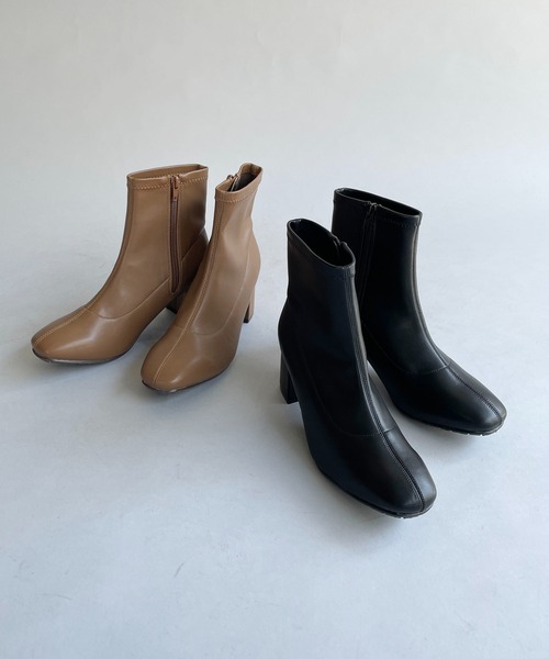 EVOL（イーボル）の「ソフトフェイクレザーショートブーツ（ブーツ・レディース・ブラック/ブラウン・S/M/L）」の3枚目の写真