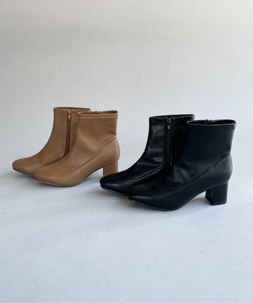 EVOL（イーボル）の「ソフトフェイクレザーショートブーツ（ブーツ・レディース・ブラック/ブラウン・S/M/L）」の4枚目の写真