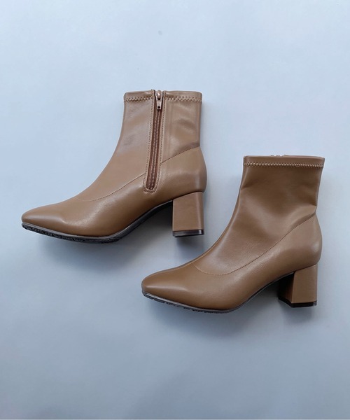 EVOL（イーボル）の「ソフトフェイクレザーショートブーツ（ブーツ・レディース・ブラック/ブラウン・S/M/L）」の11枚目の写真