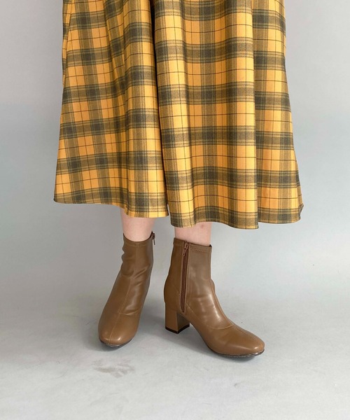 EVOL（イーボル）の「ソフトフェイクレザーショートブーツ（ブーツ・レディース・ブラック/ブラウン・S/M/L）」の22枚目の写真