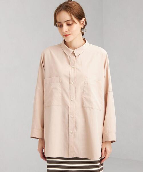 green label relaxing（グリーンレーベルリラクシング）の「ハッスイ UV ルーズドルマン シャツ －撥水－－UVカット－（シャツ/ブラウス・レディース・ホワイト/ベージュ・FREE）」の3枚目の写真