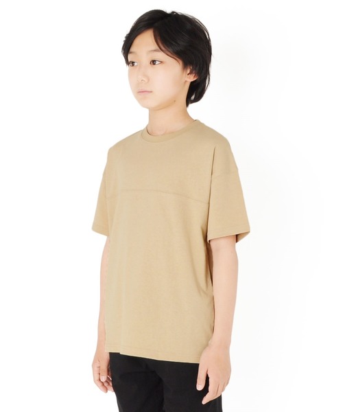 GLAZOS(グラソス)の「OE天竺・接触冷感ドロップショルダーバックロゴフットボール半袖Tシャツ(Tシャツ/カットソー・キッズ・チャコールグレー/ベージュ/カーキ・130cm/140cm/150cm/160cm/170cm)」の7枚目の写真