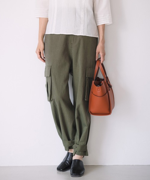 LEPSIM（レプシィム）の「大人キレイめカーゴパンツ　954079（カーゴパンツ・レディース・チャコールグレー/カーキ・LARGE/MEDIUM）」の2枚目の写真