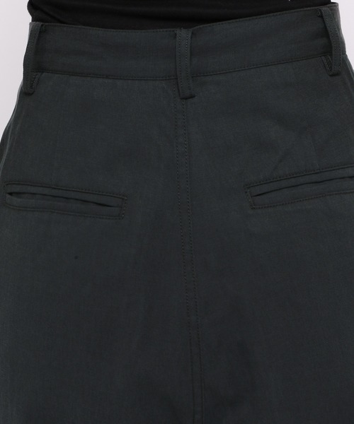 LEPSIM（レプシィム）の「大人キレイめカーゴパンツ　954079（カーゴパンツ・レディース・チャコールグレー/カーキ・LARGE/MEDIUM）」の17枚目の写真