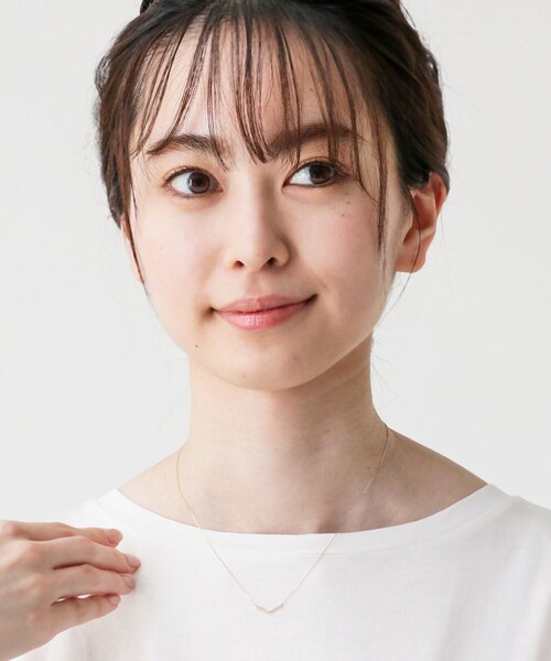 COCOSHNIK（ココシュニック）の「K10ダイヤモンド カーブネックレス（ネックレス・レディース・アイボリー系・40cm）」の10枚目の写真