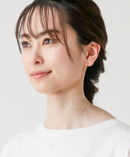 COCOSHNIK（ココシュニック）の「K10ダイヤモンド カーブネックレス（ネックレス・レディース・アイボリー系・40cm）」の11枚目の写真