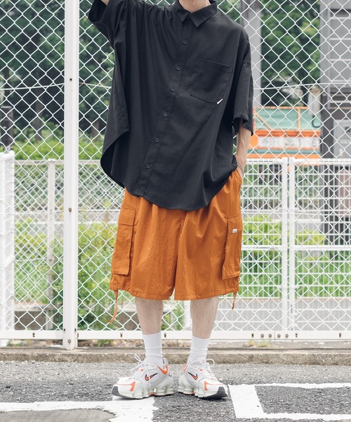 Perushu（ペルーシュ）の「Pロゴ刺繍オーバーシャツ（シャツ/ブラウス・メンズ・ホワイト/ブラック・MEDIUM/LARGE）」の16枚目の写真