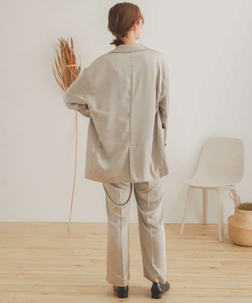 SENSE OF PLACE by URBAN RESEARCH（センスオブプレイスバイアーバンリサーチ）の「サテンリラックスパンツ（その他パンツ・レディース・ライトベージュ/マスタード/カーキ・MEDIUM/SMALL）」の12枚目の写真