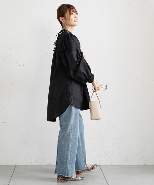 prose verse（プロズヴェール）の「ハイネックギャザープチハイブラウス（シャツ/ブラウス・レディース・オフホワイト/ブラック・ﾌﾘ-）」の13枚目の写真