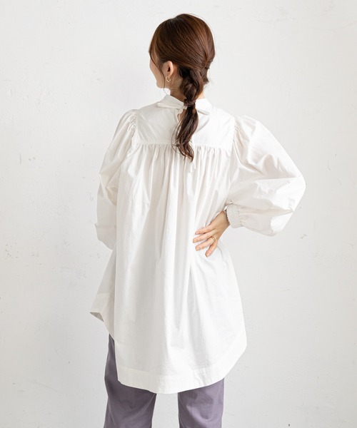 prose verse（プロズヴェール）の「ハイネックギャザープチハイブラウス（シャツ/ブラウス・レディース・オフホワイト/ブラック・ﾌﾘ-）」の7枚目の写真