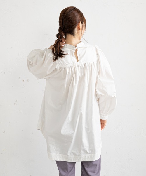 prose verse（プロズヴェール）の「ハイネックギャザープチハイブラウス（シャツ/ブラウス・レディース・オフホワイト/ブラック・ﾌﾘ-）」の12枚目の写真