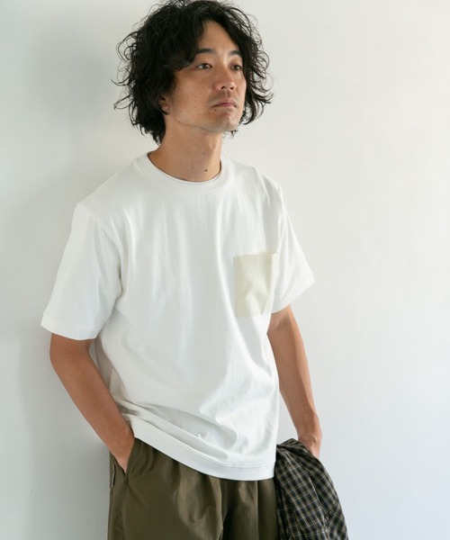 URBAN RESEARCH DOORS（アーバンリサーチドアーズ）の「コーデュロイポケットTシャツ（Tシャツ/カットソー・メンズ・ホワイト/グレー系その他/イエロー/ブルー・40/38）」の2枚目の写真