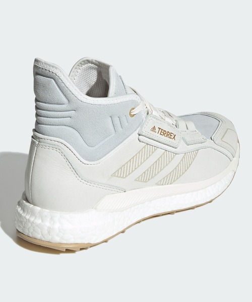 adidas（アディダス）の「テレックス フリー ハイパーブルー ミッド
