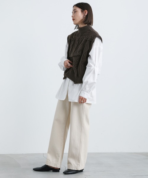 select MOCA(セレクトモカ)の「2021 AW プチハイネックケーブルショートベスト(ベスト・レディース・ブラック/ダークブラウン/アイボリー・FREE)」の9枚目の写真