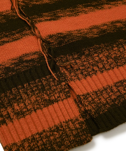 IEY(アイイーワイ)の「【IEY】【2021AW】CRACK OVER KNIT IYKNBD002(ニット/セーター・メンズ・オレンジ/ブルー・M/L)」の11枚目の写真