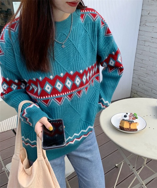 Jewelobe(ジュエローブ)の「ポイントジオメトリックニットプルオーバー(ニット/セーター・レディース・ベージュ/レッド/ブルー・FREE)」の21枚目の写真